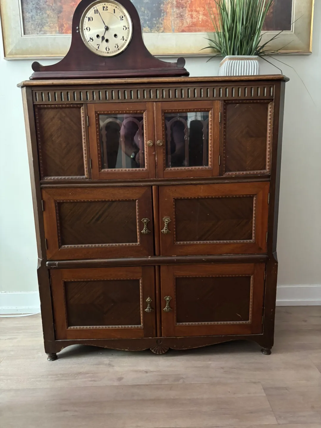Antique Wooden Display Cabinet thumbnail