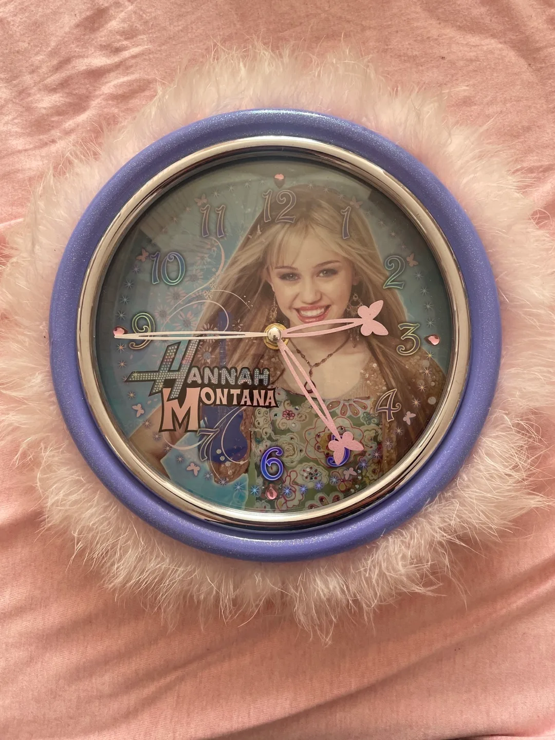 Hannah Montana Clock thumbnail