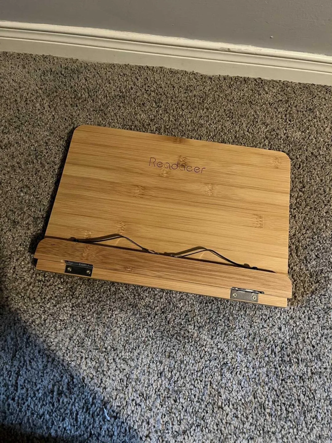 Readaeer Book Stand image indicator(3)