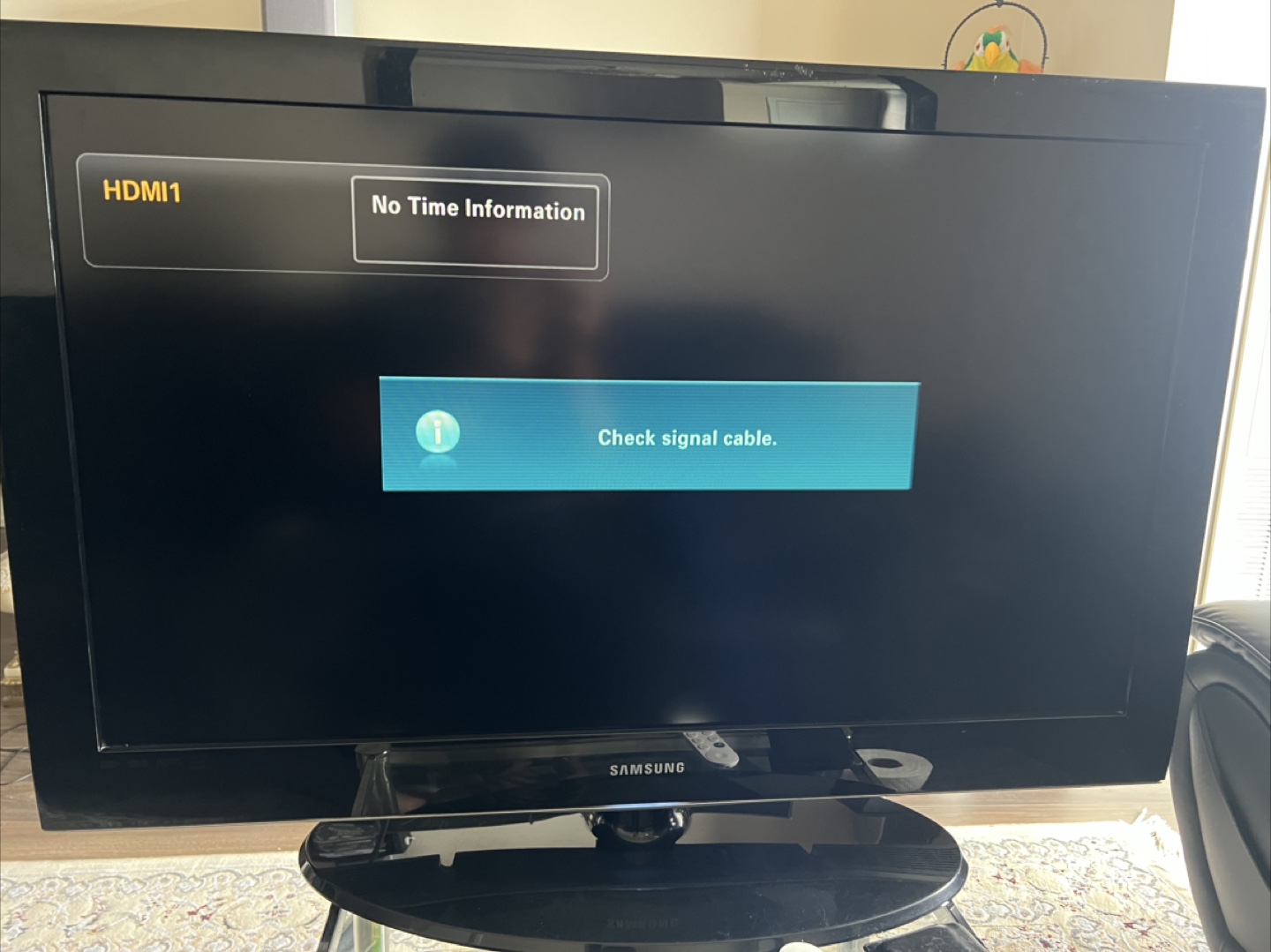 Samsung TV - Used Condition - photo 4