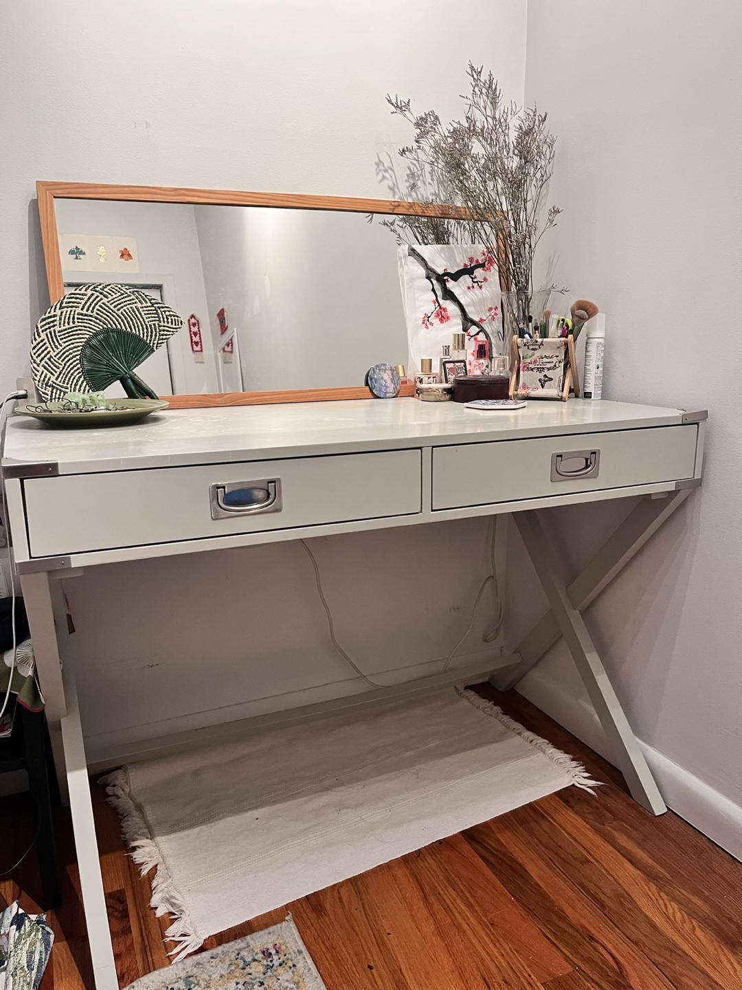 Grey Mercury Row Whetzel Writing Desk