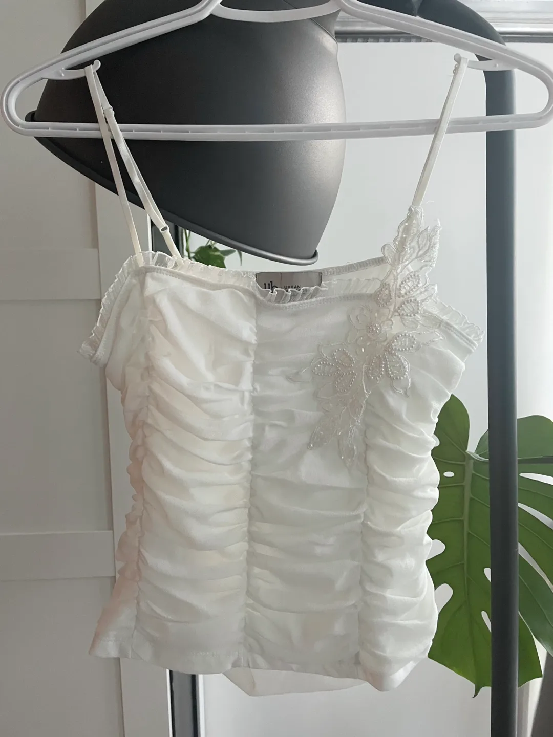 White Ruched Cami Top (Size S) thumbnail