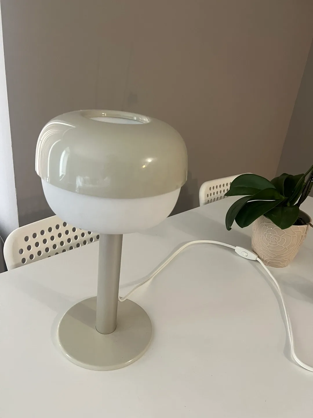 Assorted Table and Floor Lamps thumbnail