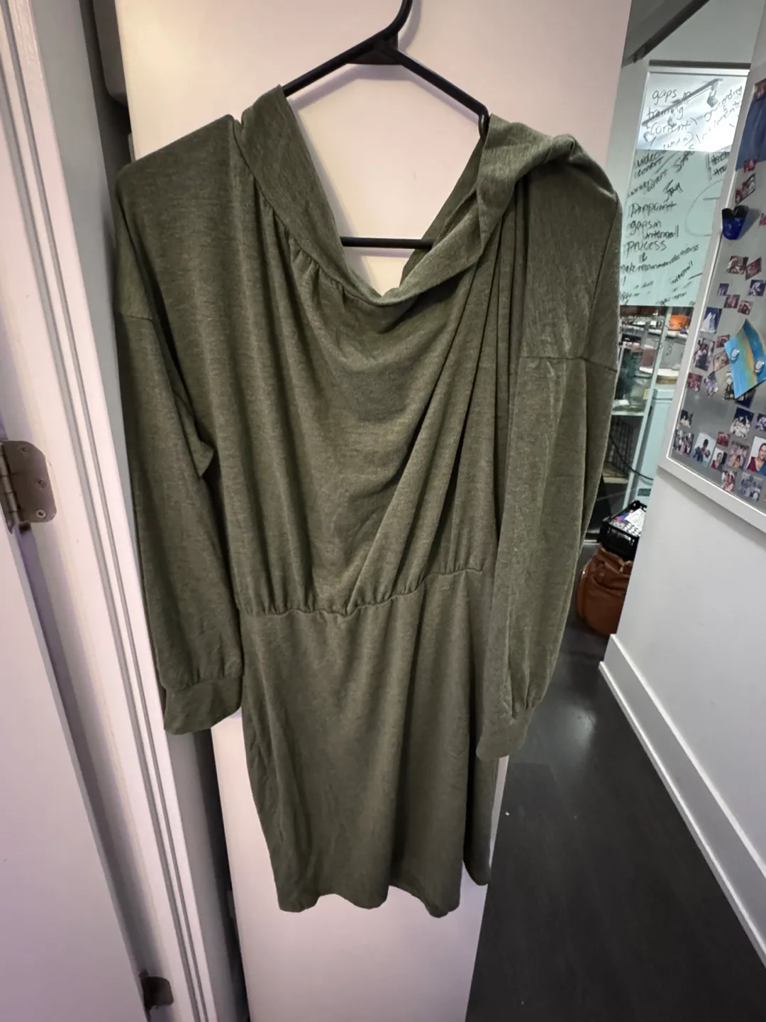 Green Long Sleeve Dress image indicator(3)