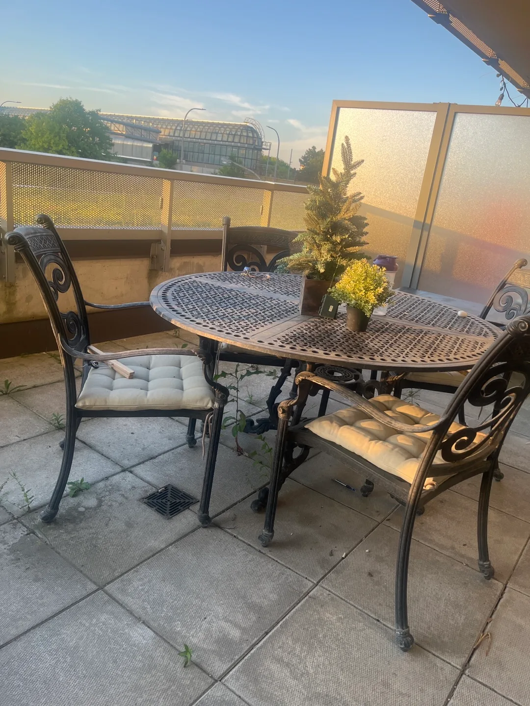 Patio Table and Chairs - Outdoor Set thumbnail