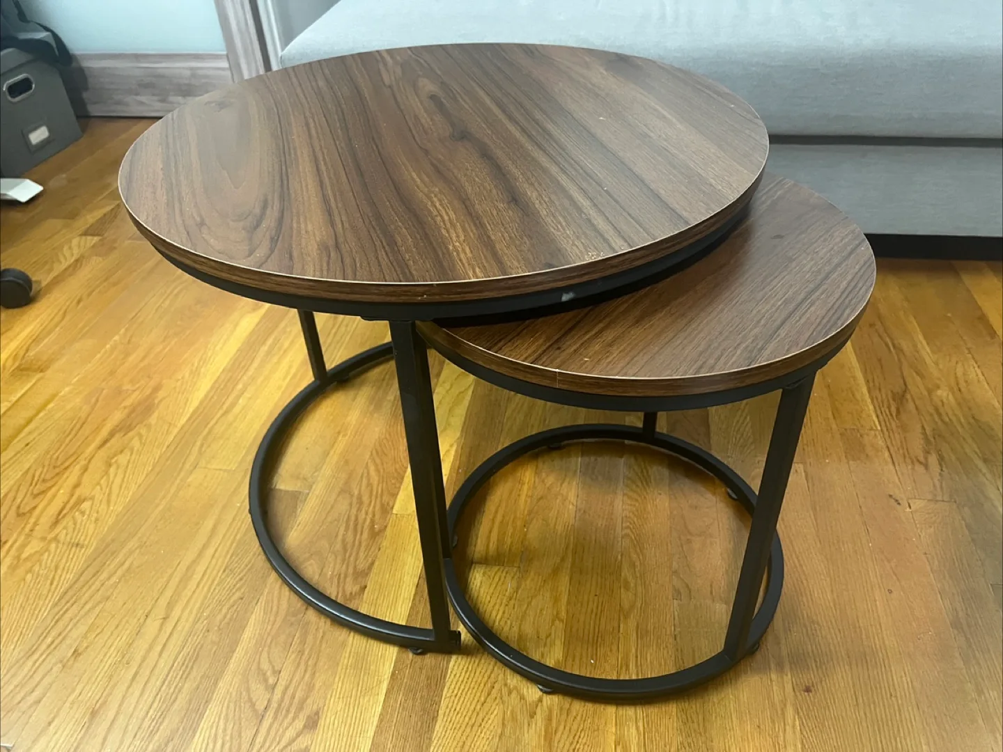 Nesting Coffee Tables (Set of 2) thumbnail