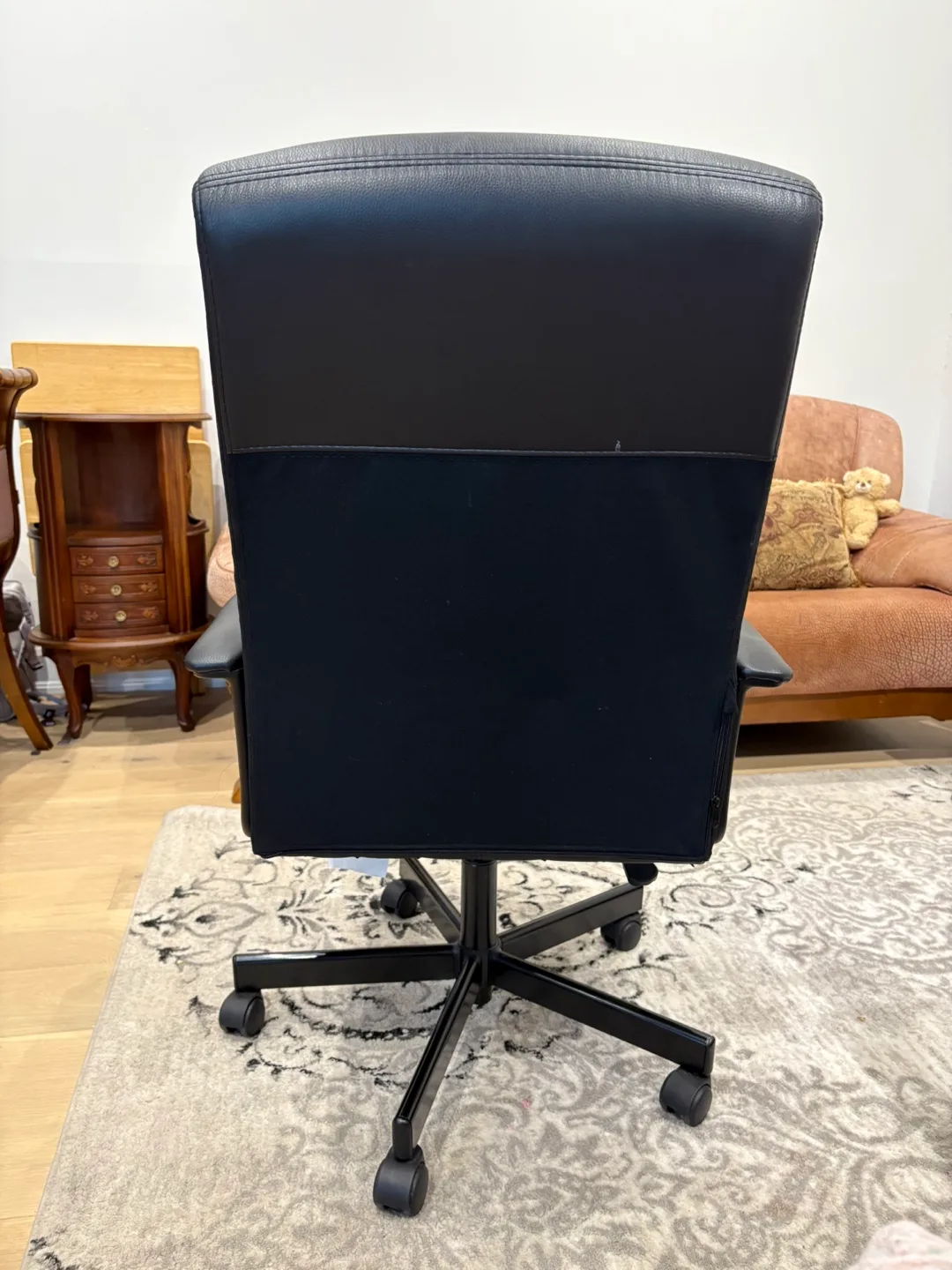 Black Office Chair Needs to go quick image indicator(5)