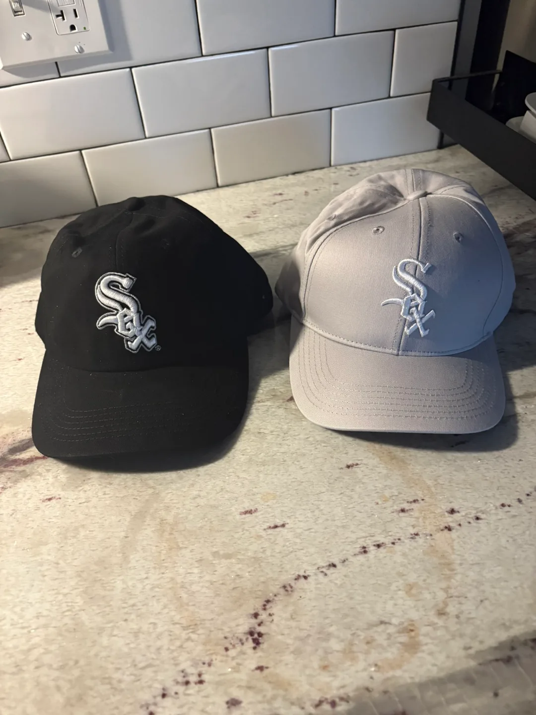 Chicago White Sox Fitted Hats thumbnail