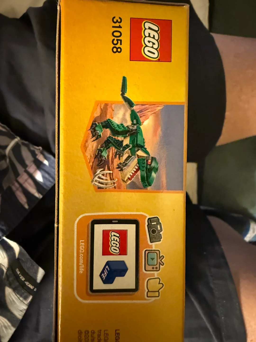 LEGO Creator Mighty Dinosaurs 31058 image indicator(4)