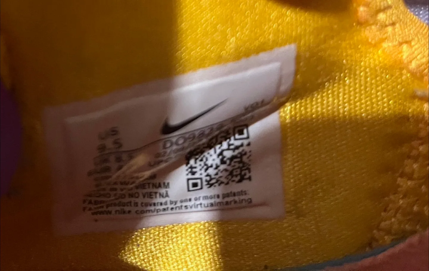 Nike LeBron 19 XIX Low - Size 9.5 image indicator(7)