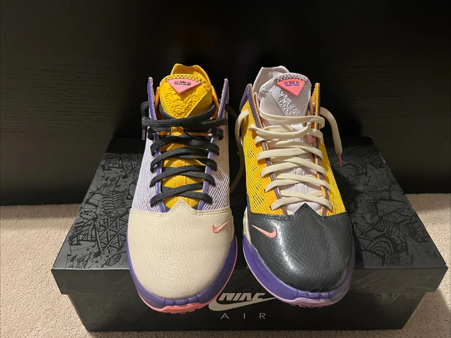 Nike LeBron 19 XIX Low - Size 9.5 image indicator(3)