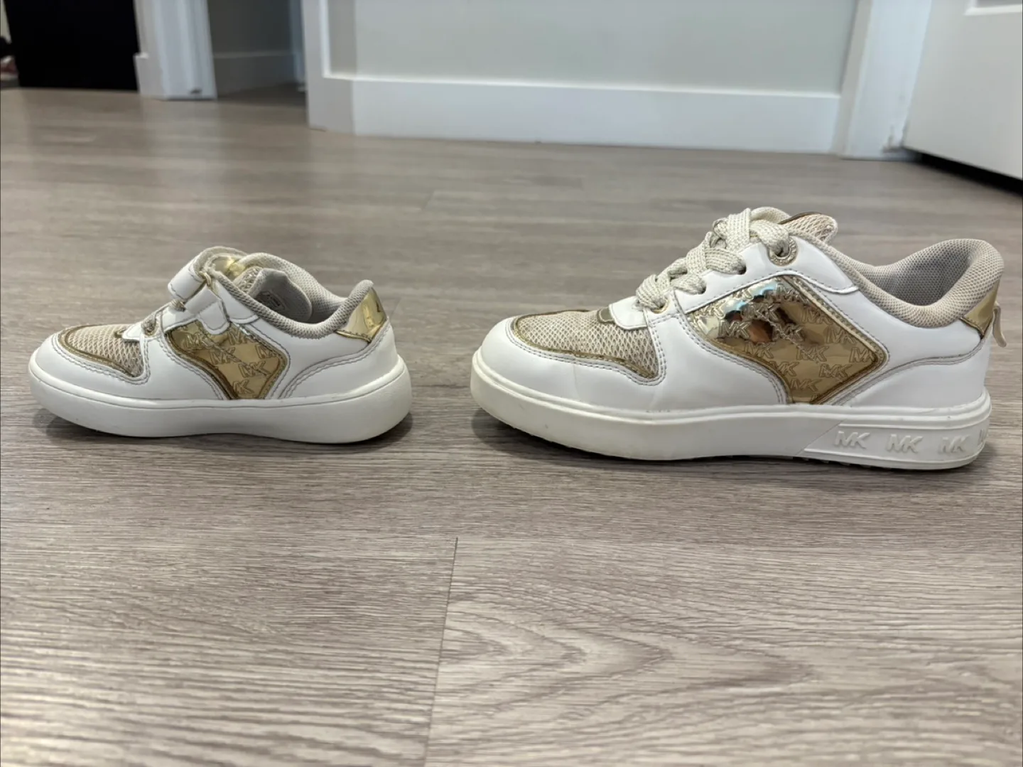 Michael Kors White & Gold Sneakers image indicator(6)