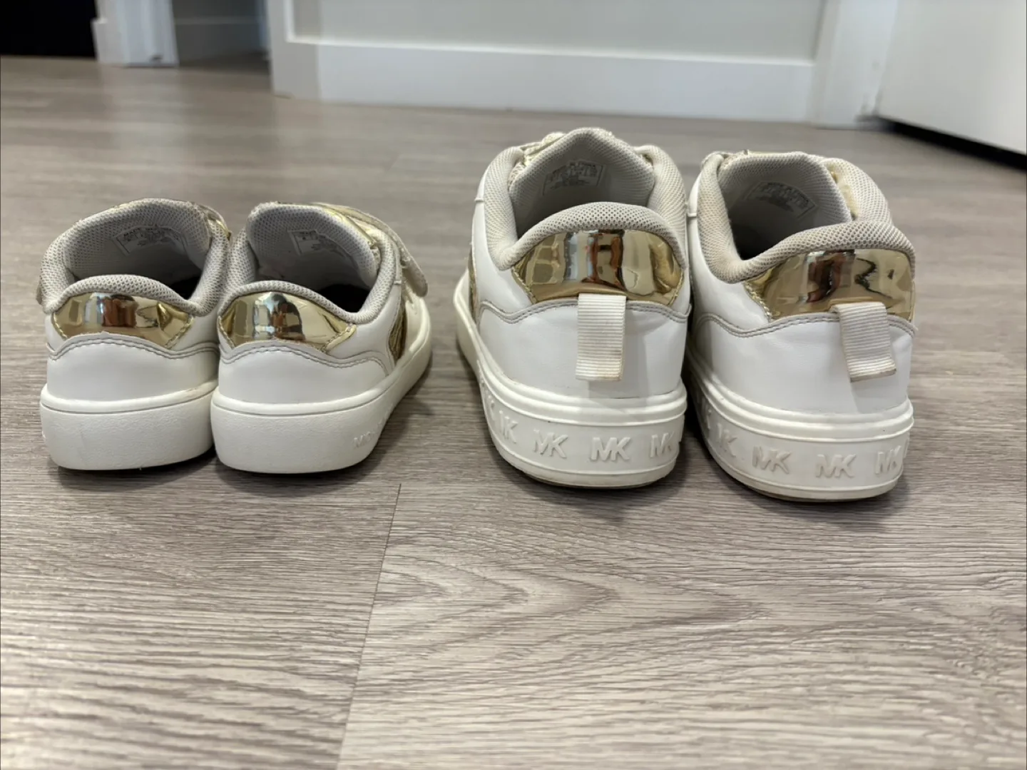 Michael Kors White & Gold Sneakers image indicator(3)