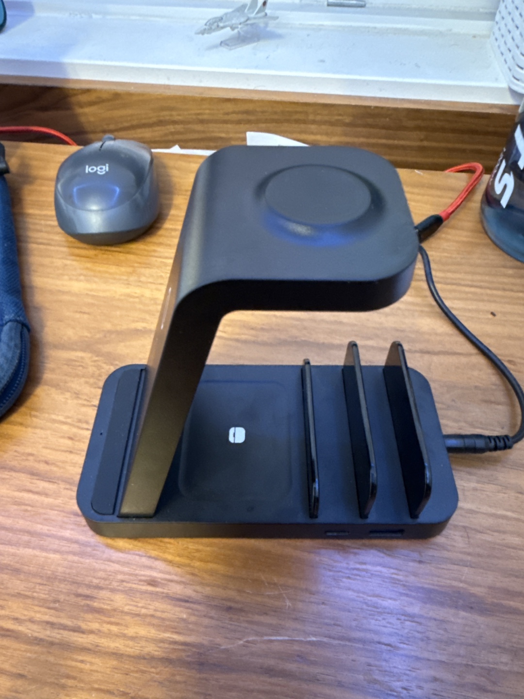5 in 1 Apple Charging Station - photo 2