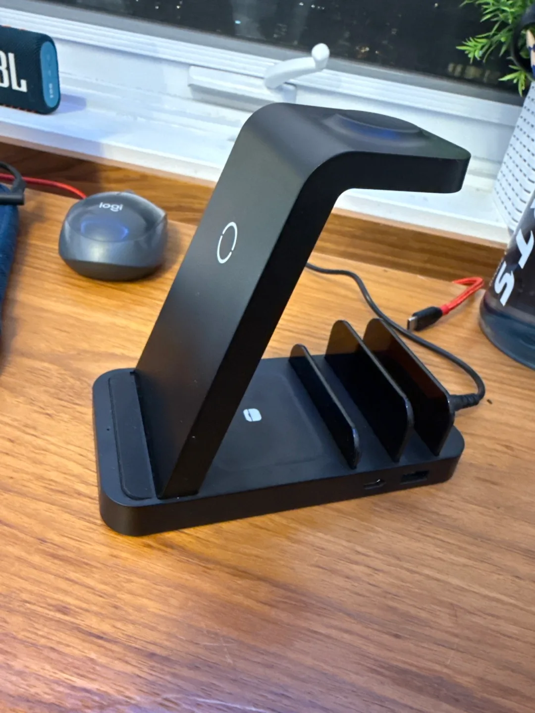 5 in 1 Apple Charging Station