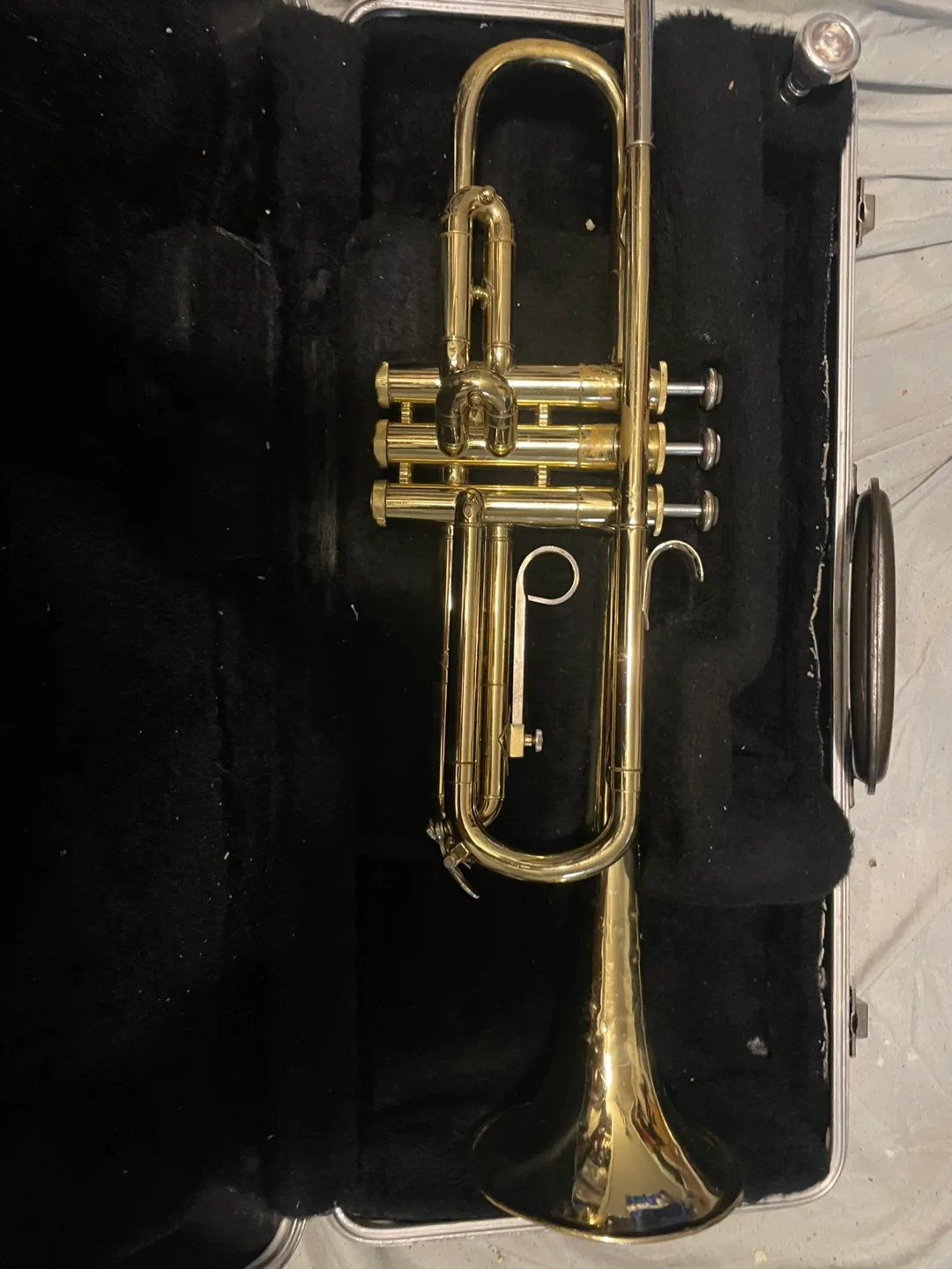Bundy Trumpet by Selmer Company thumbnail