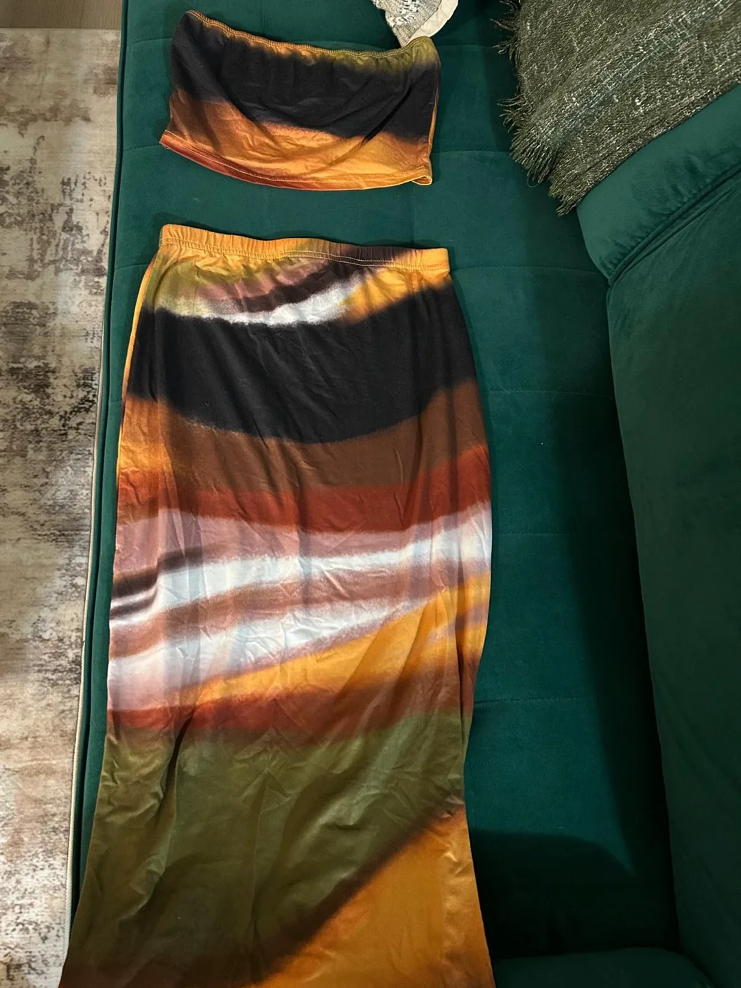 Set - Skirt & Top thumbnail