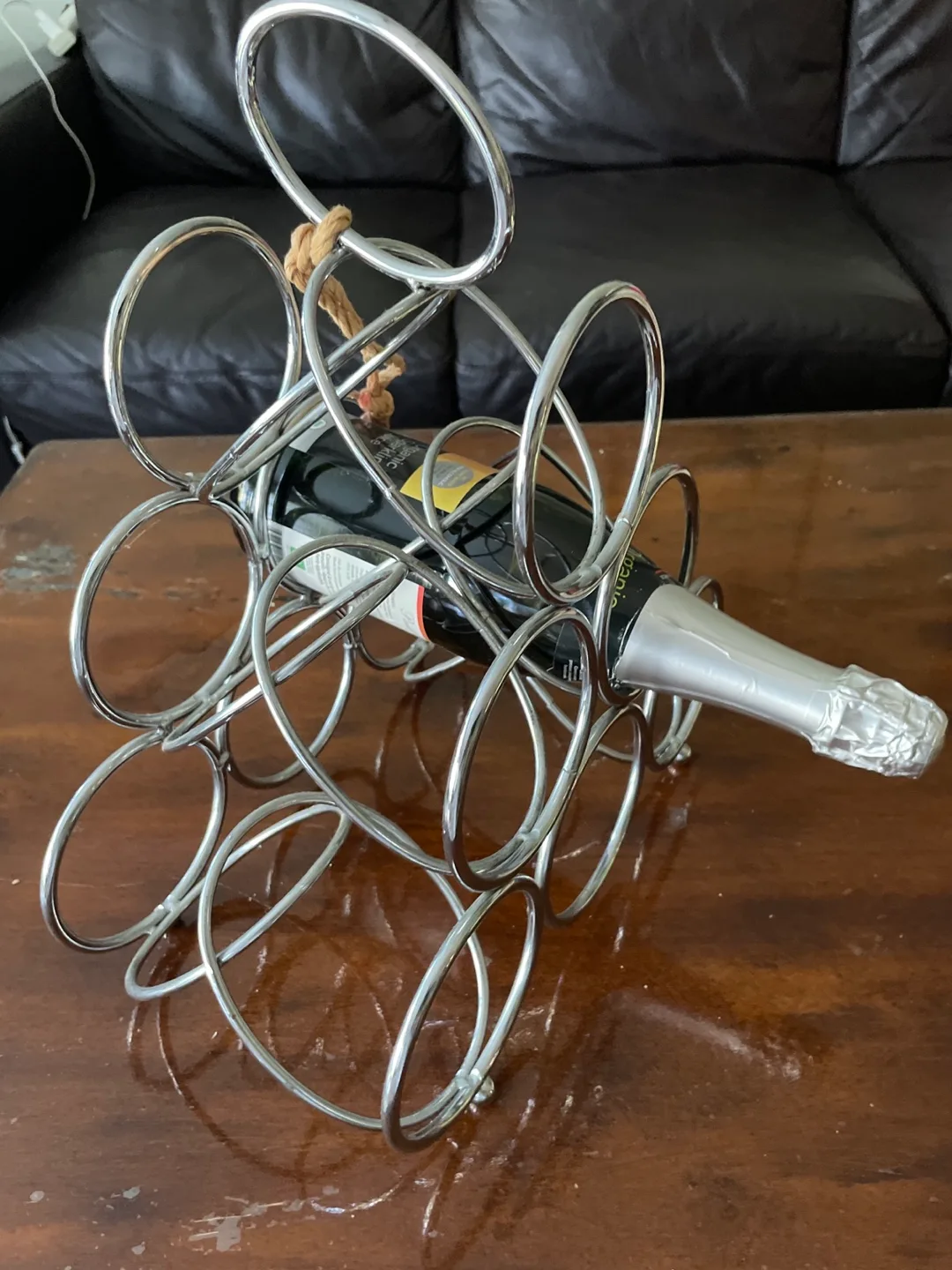 Metal Wine Bottle Rack image indicator(2)