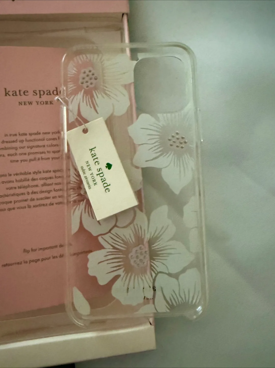 Kate Spade iPhone 11 Pro Floral Case - New in Box! image indicator(5)