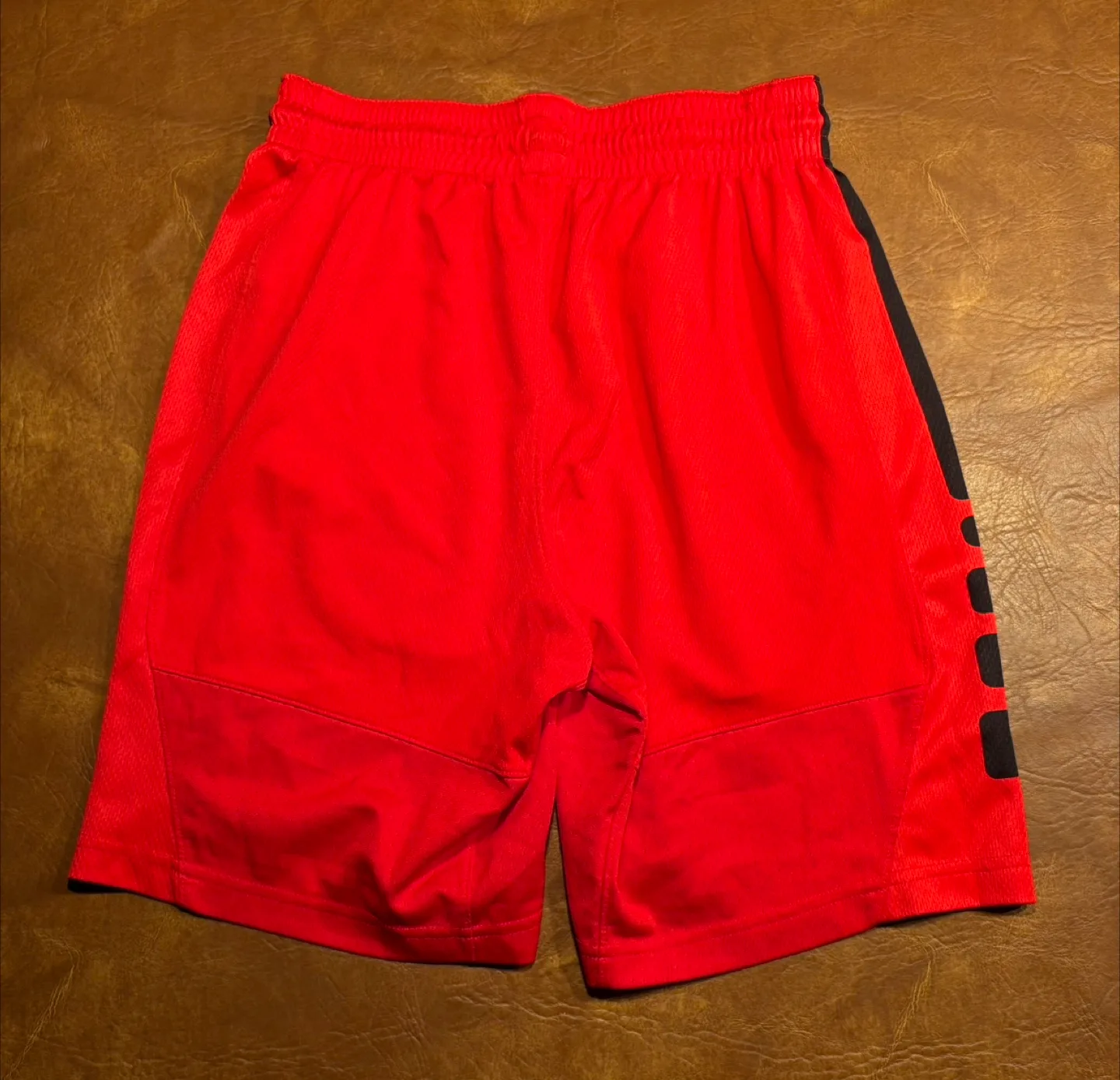 Nike Shorts image indicator(4)