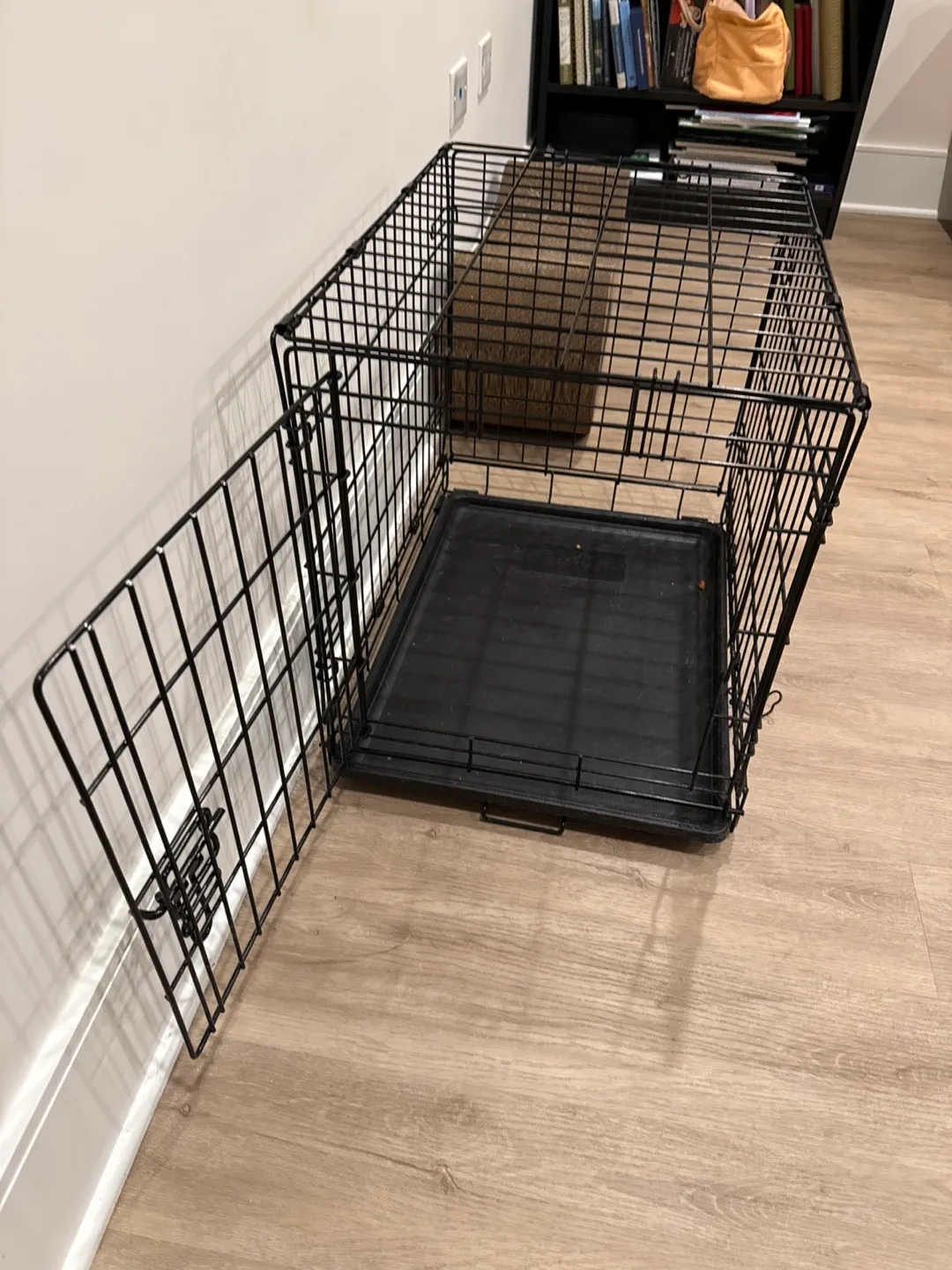 EveryYay Going Places 1-Door Folding Dog Crate image indicator(2)