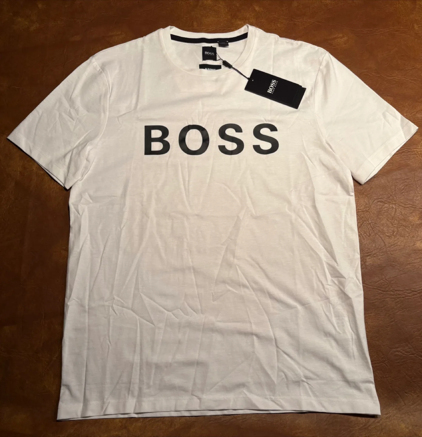Hugo Boss T-Shirt thumbnail