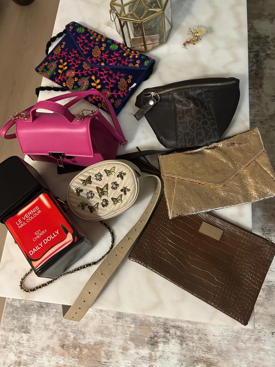 Mixed Clothing & Accessories Lot thumbnail