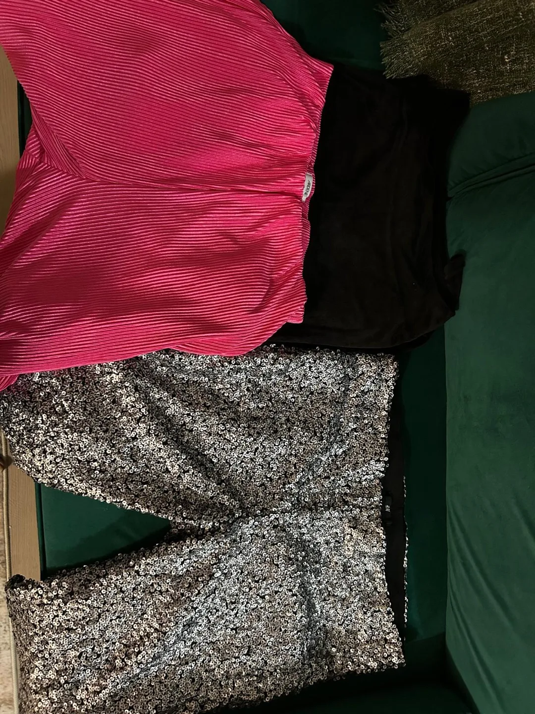 Mixed Clothing & Accessories Lot image indicator(5)