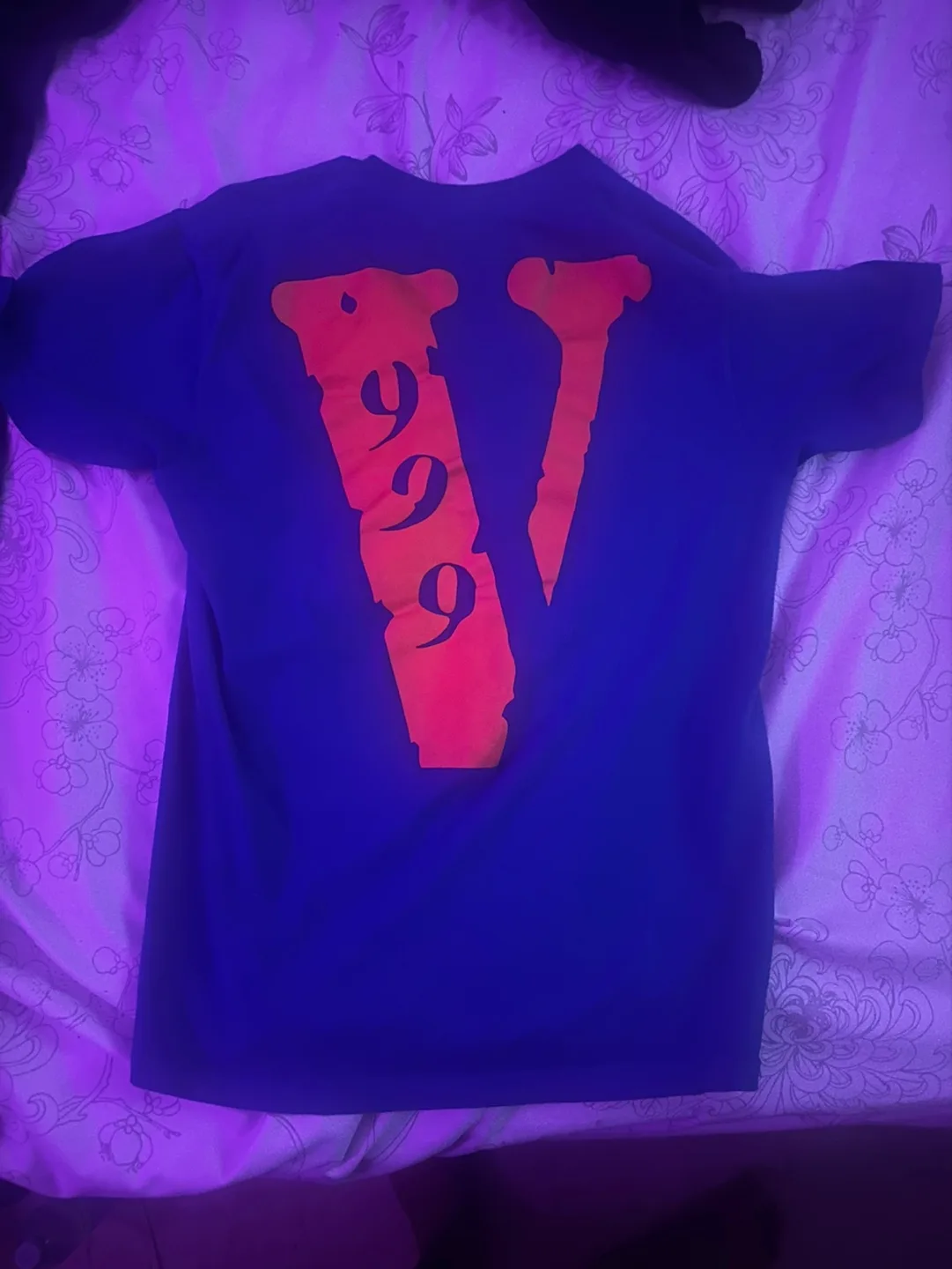 Vlone Legends Never Die T-Shirt Size M image indicator(2)