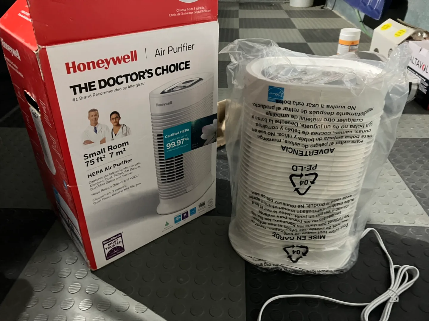 Honeywell Air Purifier thumbnail