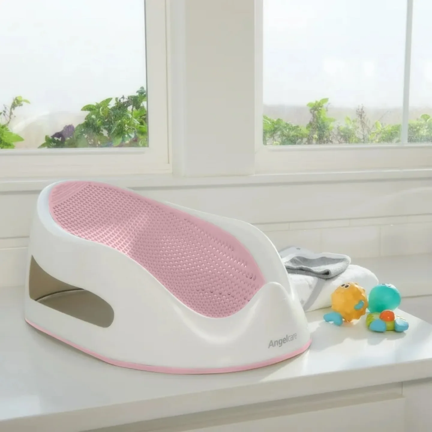 Angelcare Baby Bath Support - Pink thumbnail