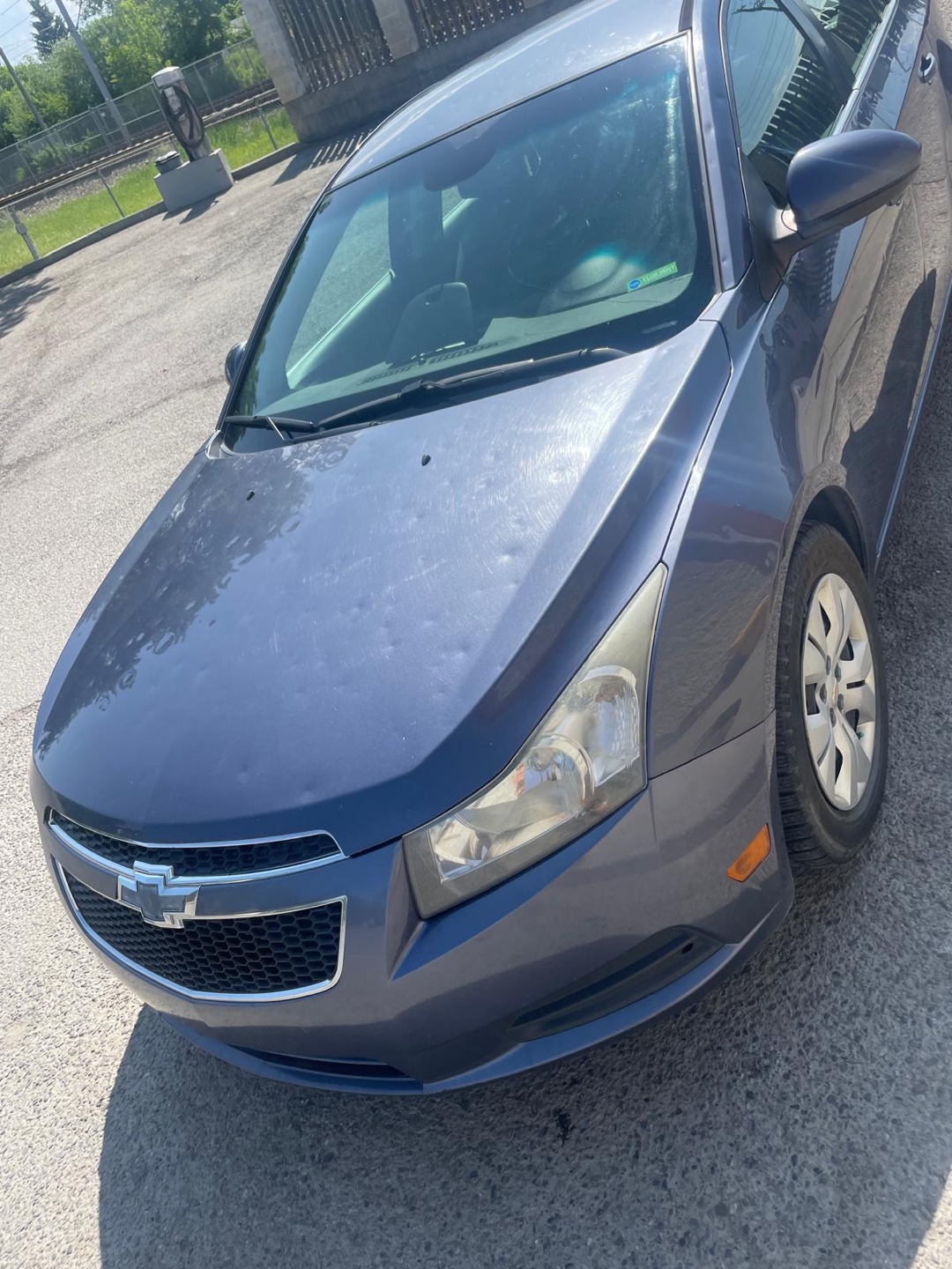 Chevrolet Cruze - Blue Sedan