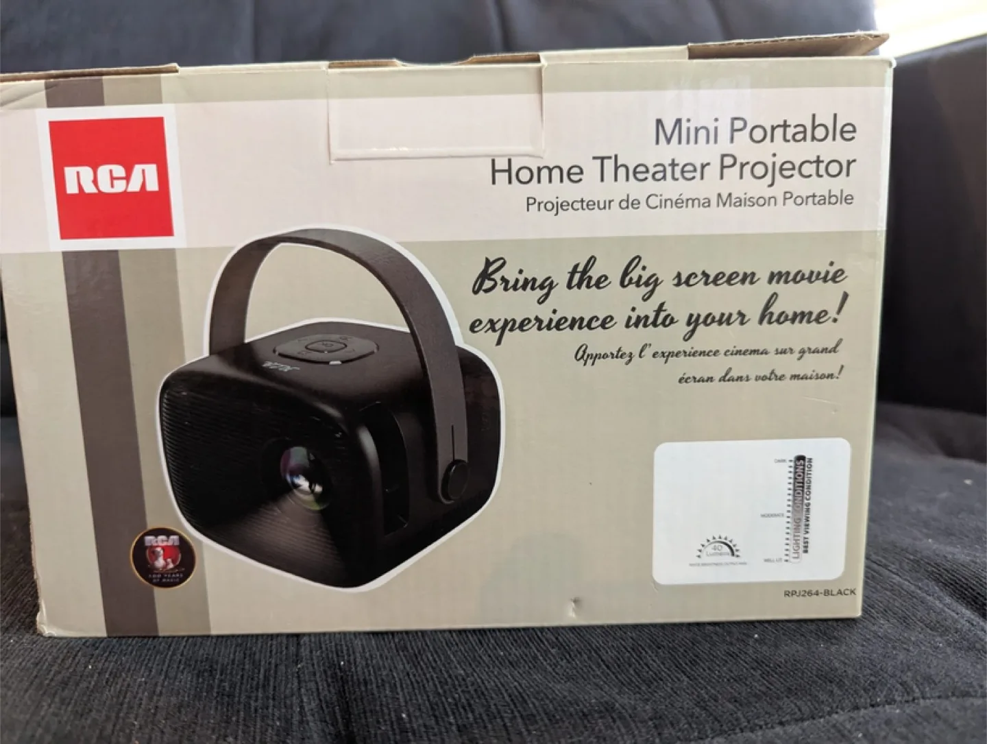 RCA Mini Portable Home Theater Projector - New image indicator(2)