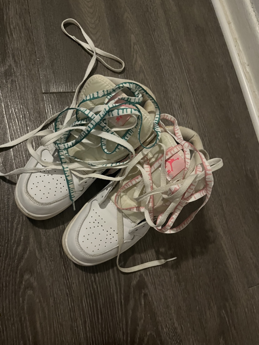 Jordan 1 High OG Atmosphere (Bubble Gum) - photo 4