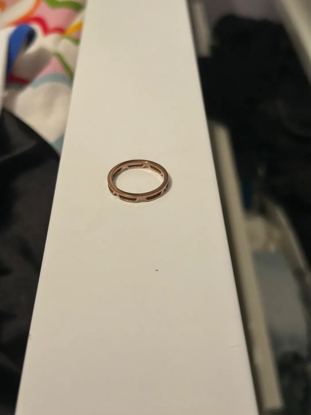 Assorted Fashion Rings gold and silver image indicator(4)