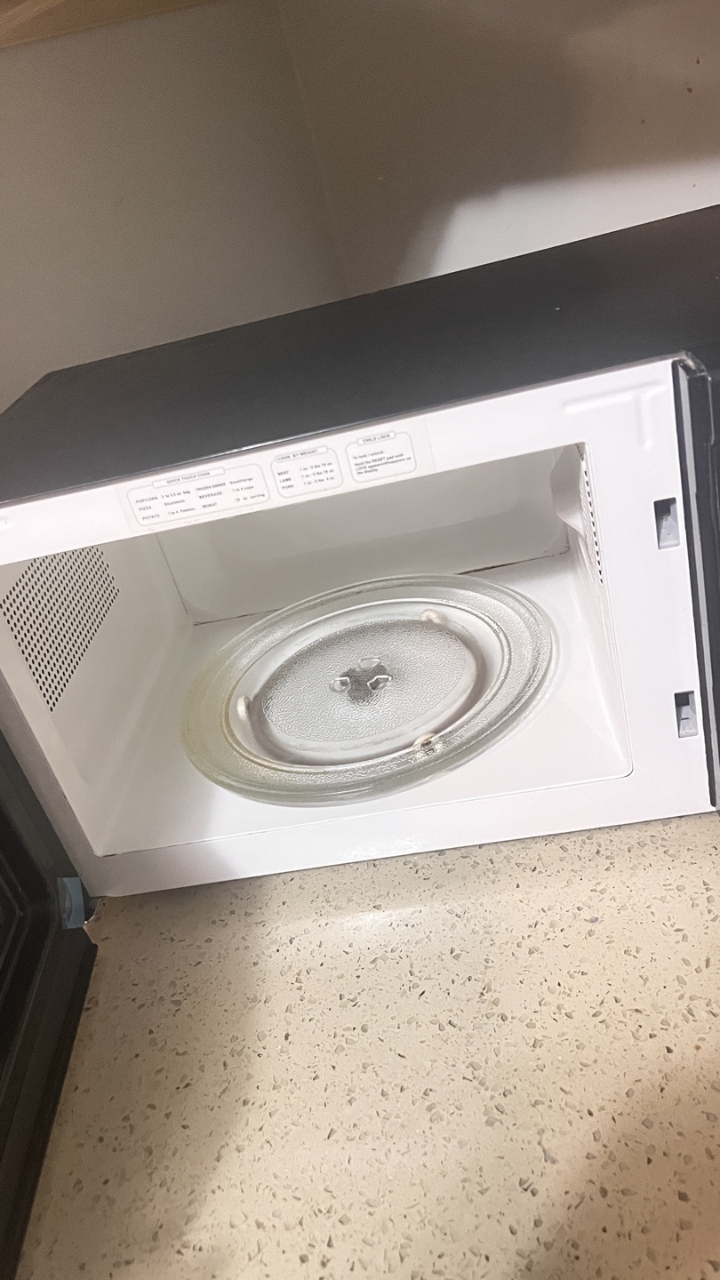 RCA Microwave - Black - photo 4