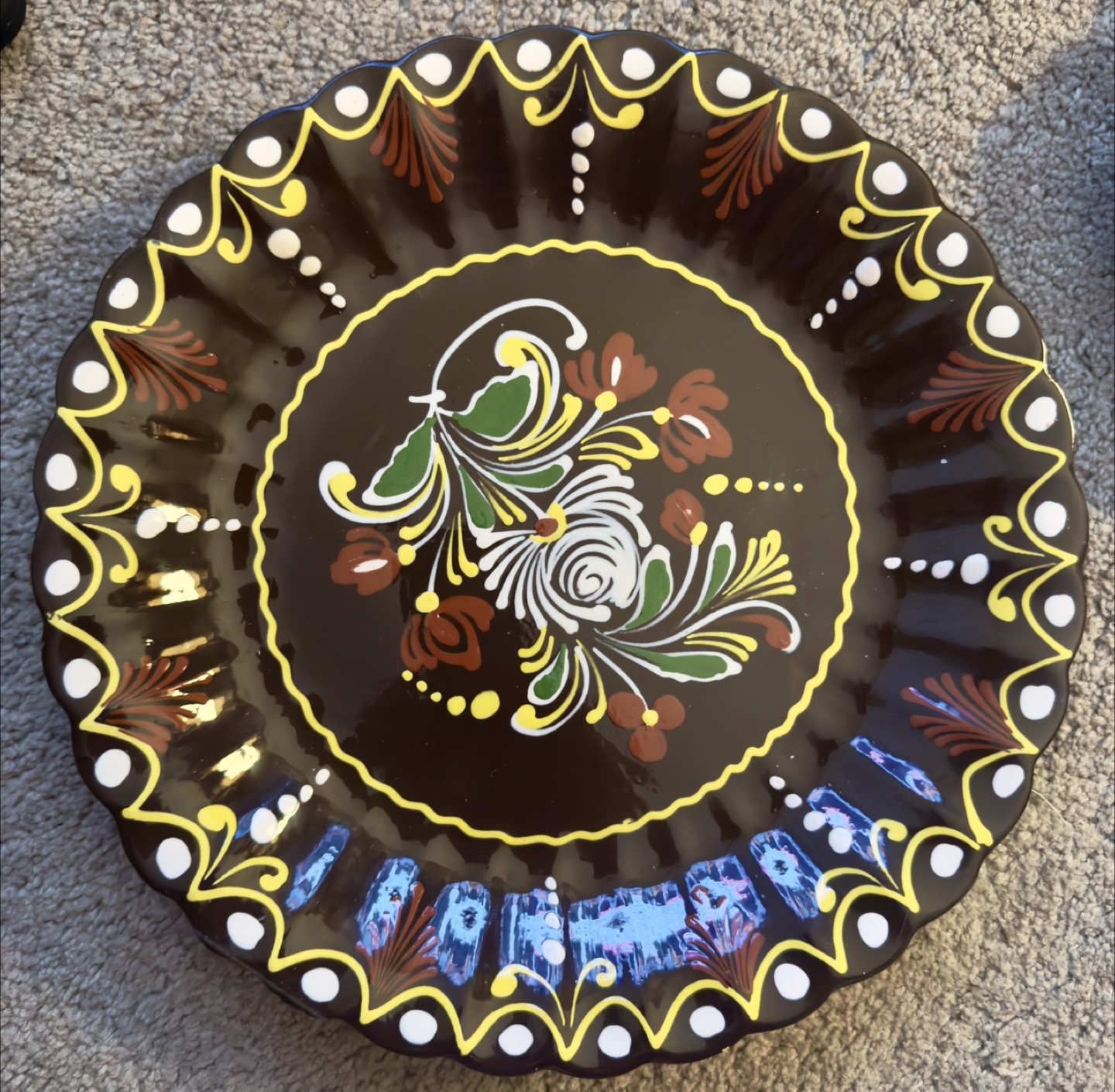 8 Vintage Decorative Plates - Souvenir Plates - photo 2