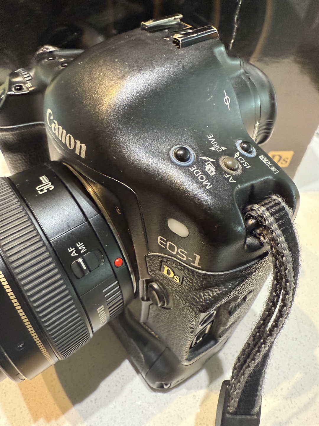 Canon EOS-1Ds Digital Camera with 50mm Lens