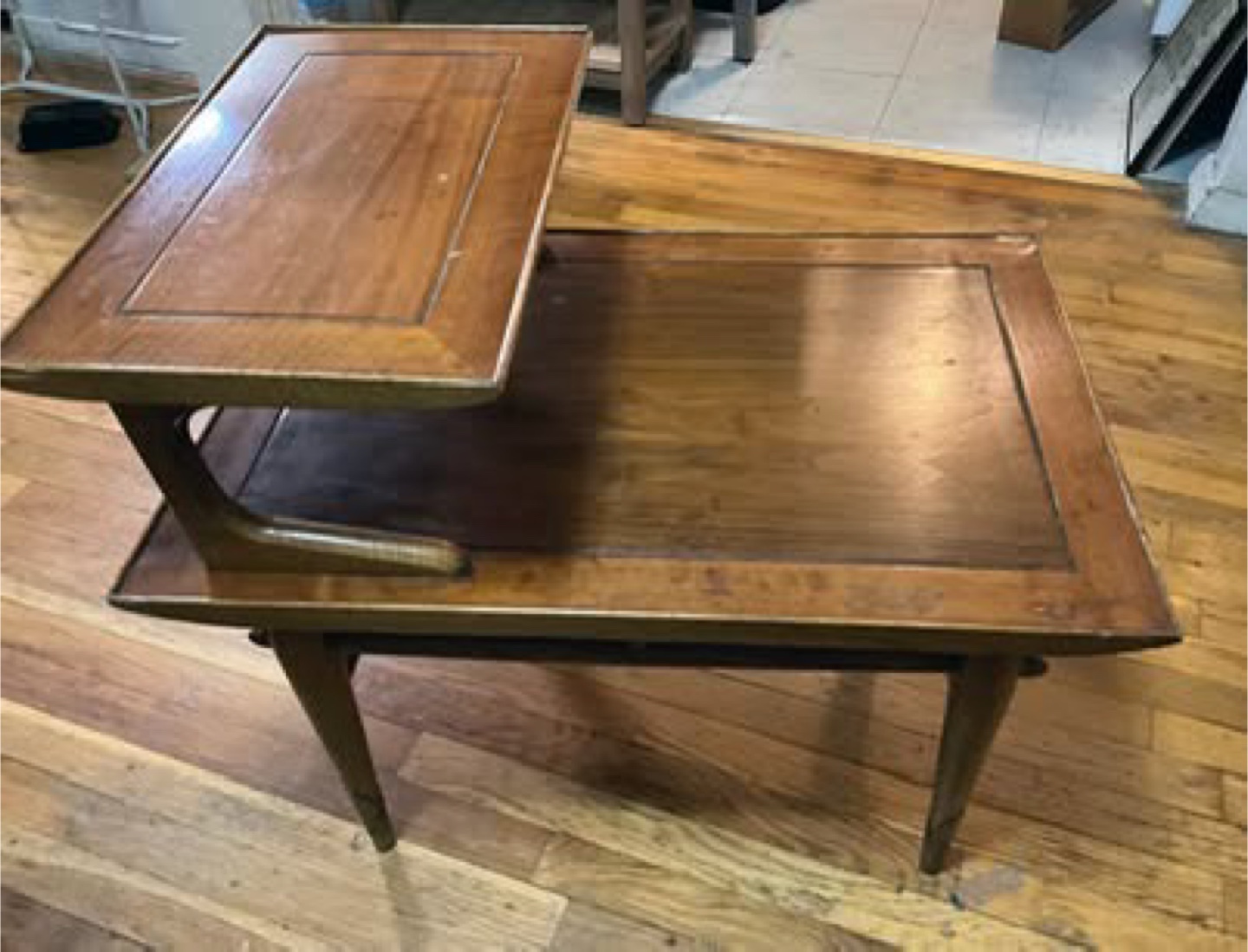 Lane Altavista Mid Century Two Tier Walnut End Table