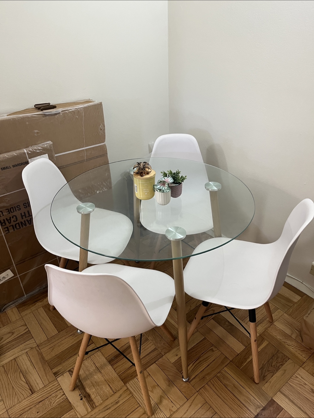 Glass Top Dining Table with 4 White Chairs - photo 3