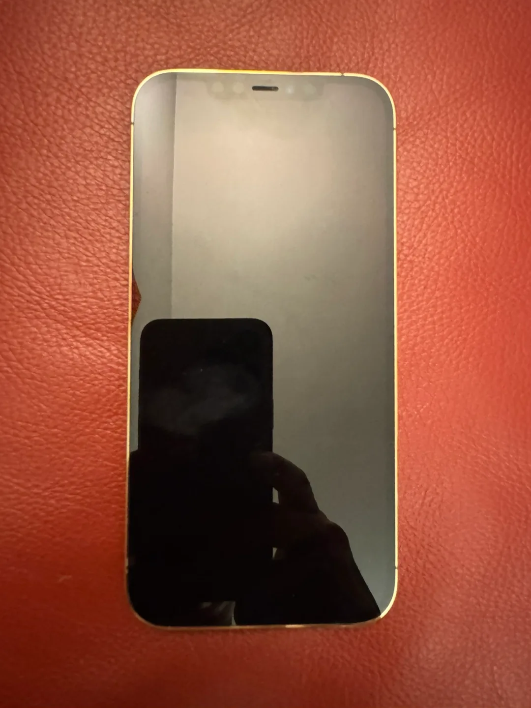 iPhone 12 Pro Max - 256GB Unlocked excellent condition thumbnail