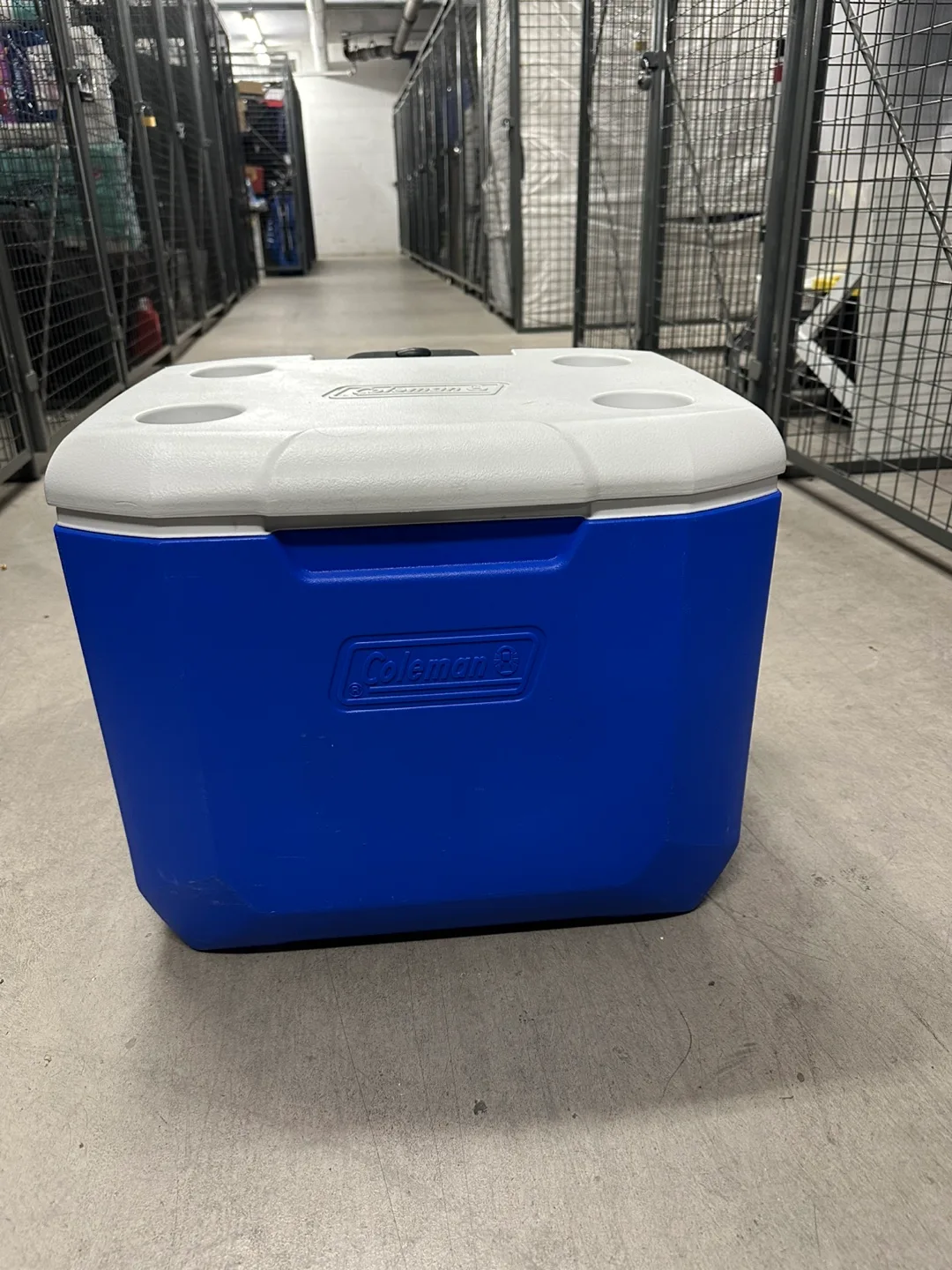 Ice Bucket Water Drinks Cooler thumbnail