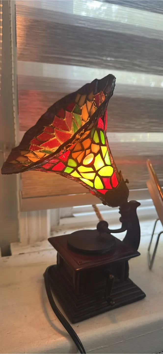 Tiffany Style Stained Glass Gramophone Accent Lamp thumbnail