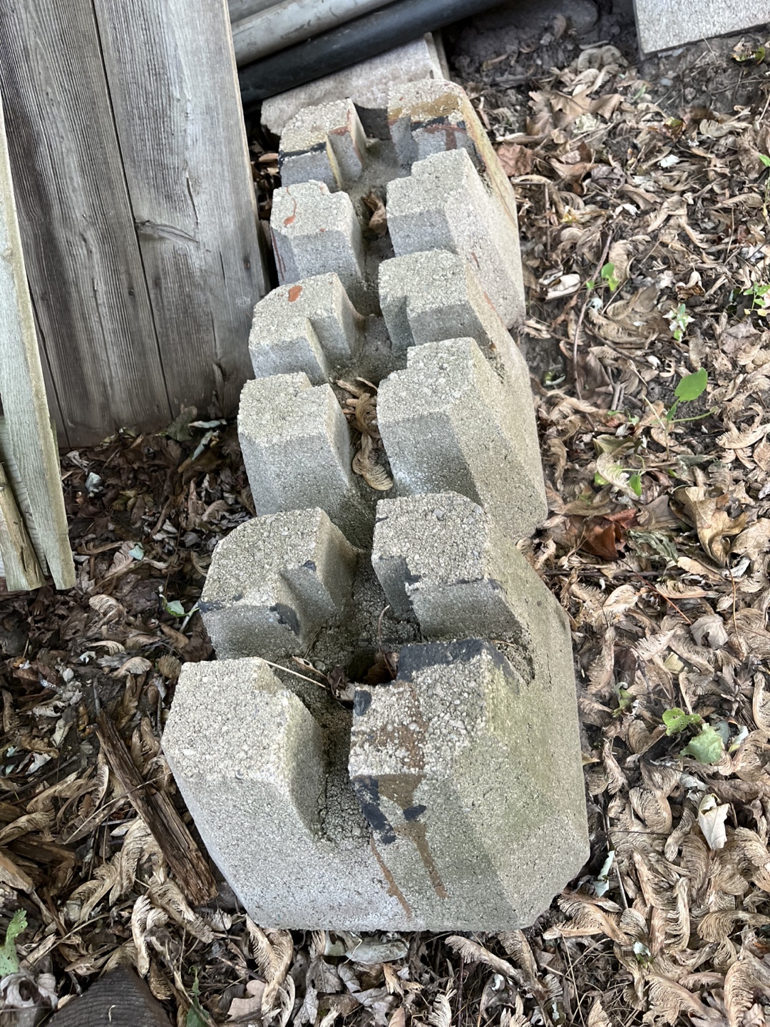Precast concrete deck blocks 10x7.5x7.5 inches (3 pieces) - photo 2