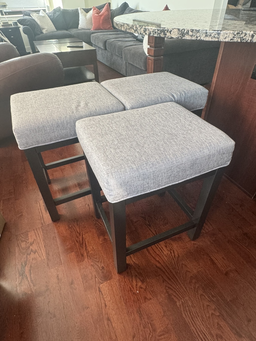 Set of 3 Bar Stools
