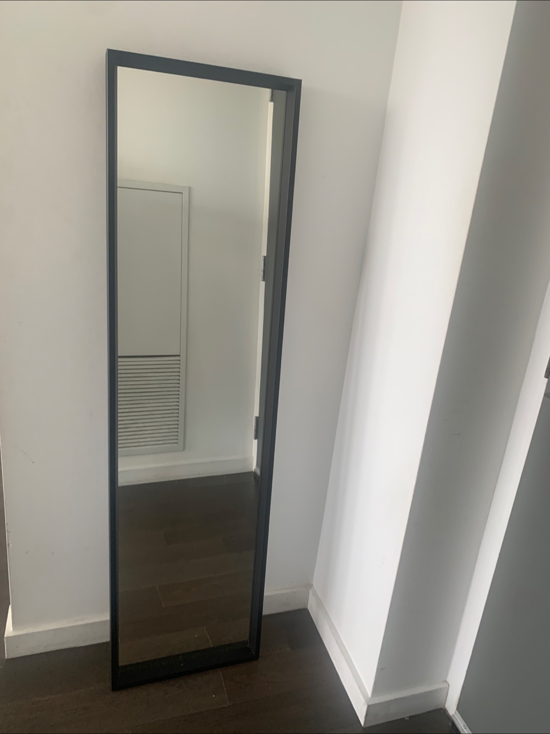 IKEA NISSEDAL Black Mirror - 15 3/4x59 - photo 3