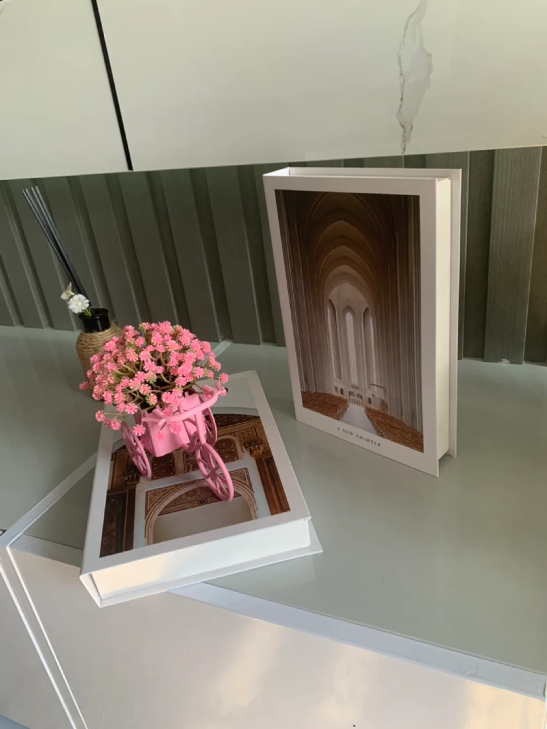 Decoration Books and artificial flower bicycle pot image indicator(4)