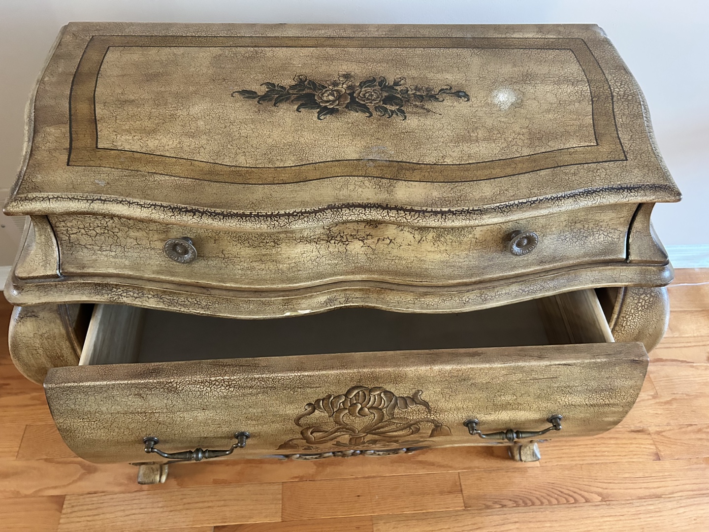 Antique style chest of drawers - photo 4