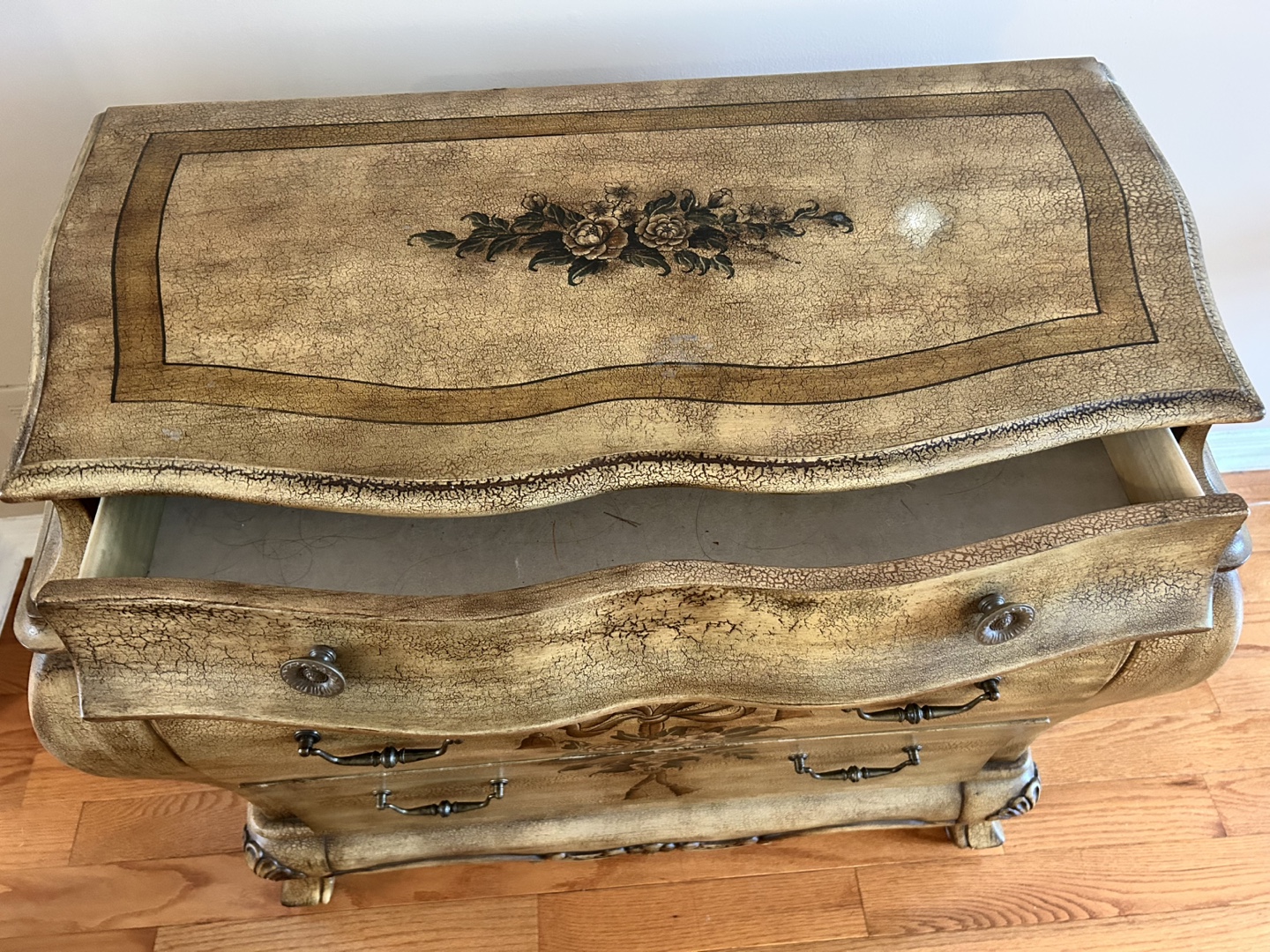 Antique style chest of drawers - photo 3