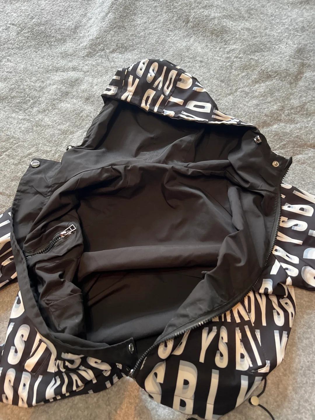 Kids Hooded Jacket - Black & White Print image indicator(3)
